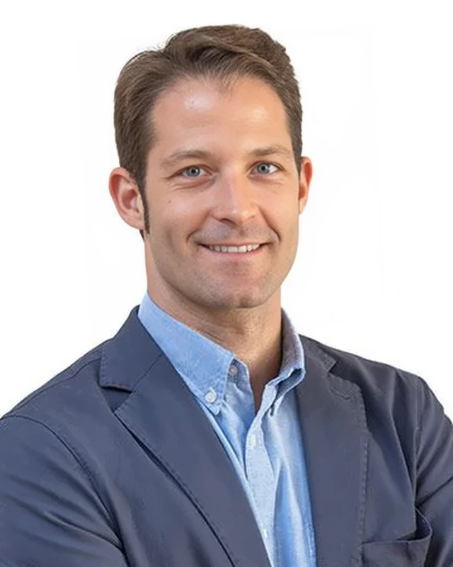 Miguel López