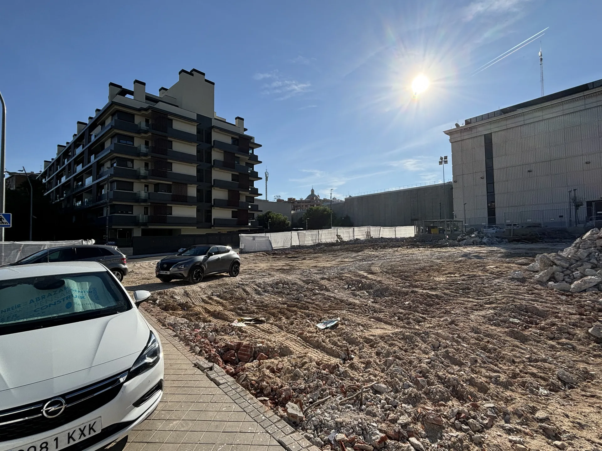 Trabajos de demolición en la parcela de Mad Río Hco, junio de 2024